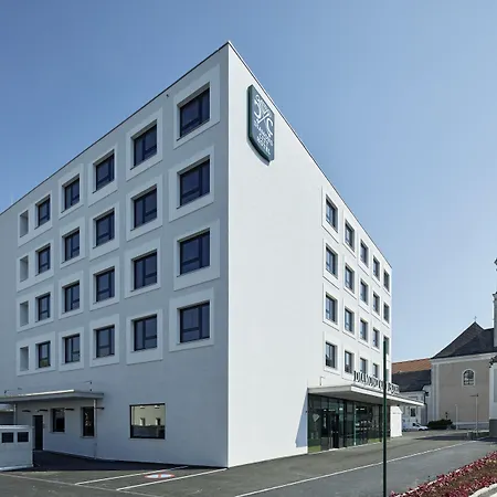 Western Tulln מלון 4*