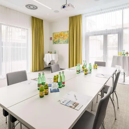 Western Tulln 4*