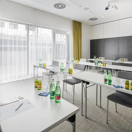 Western Tulln Hotel