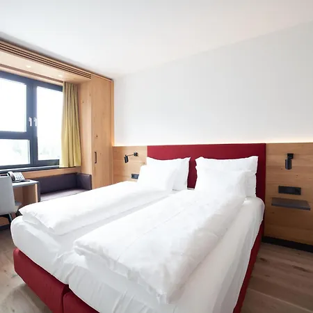 Western Tulln Hotel 4*