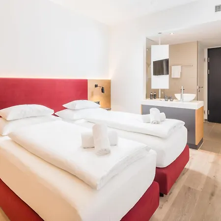 Western Tulln 4*