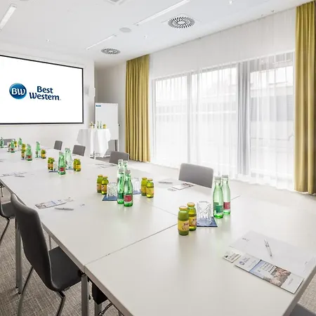 Western Tulln 4*