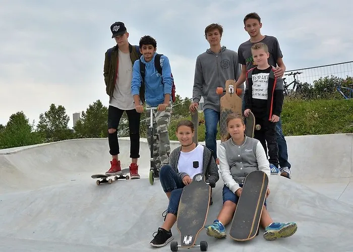 מלון Western Tulln 4*